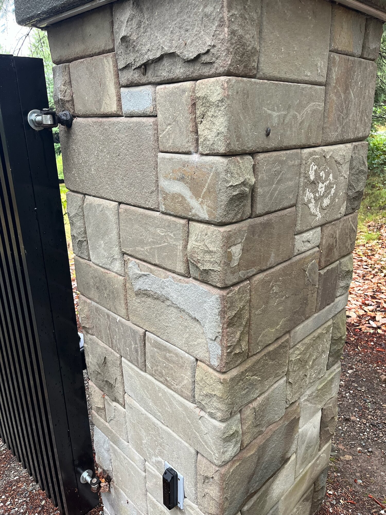 Driveway gate pillar, side angle